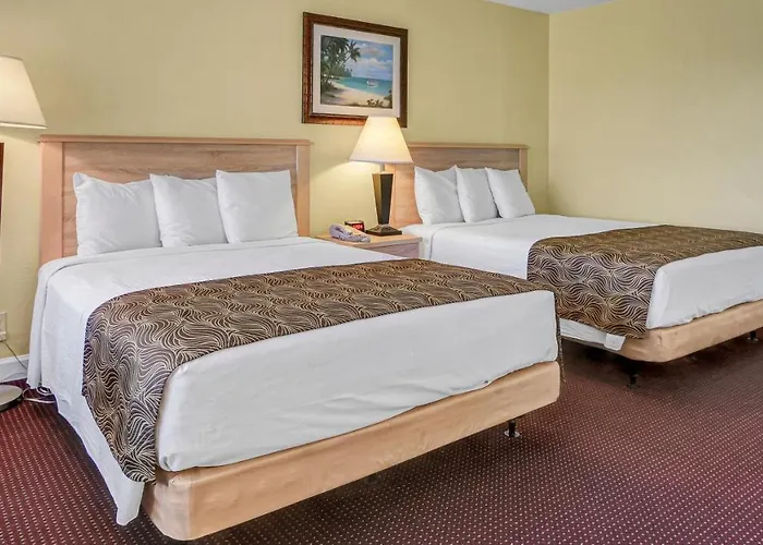 Page Terrace Beachfront Hotel